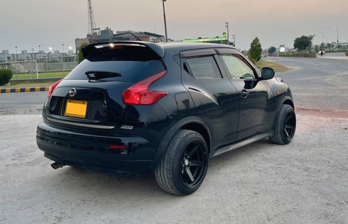 nissan-juke-2012-big-2