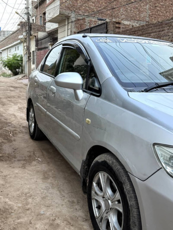 honda-city-idsi-2007-big-8