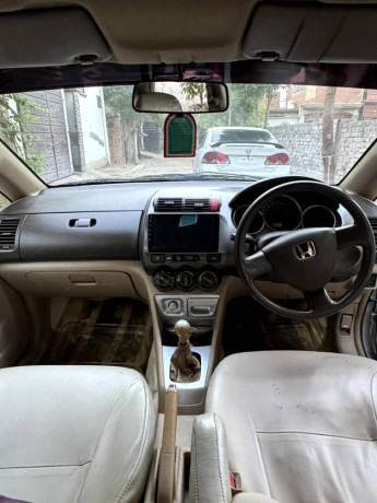 honda-city-idsi-2007-big-7
