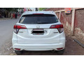 honda-vezel-hybrid-2015-lush-condition-small-1
