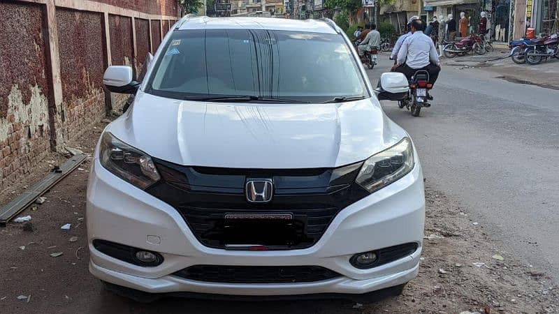 honda-vezel-hybrid-2015-lush-condition-big-0