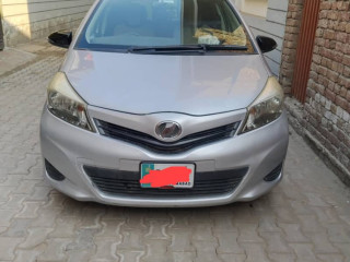 toyota-vitz