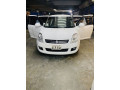 suzuki-swift-dlx-small-0