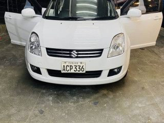 suzuki-swift-dlx