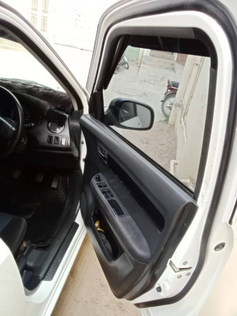 suzuki-swift-dlx-big-9