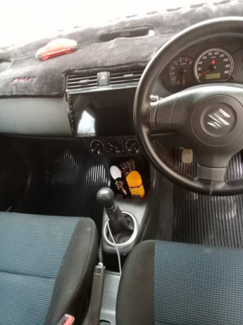 suzuki-swift-dlx-big-10