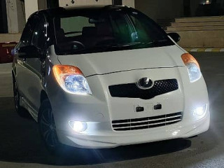 toyota-vitz