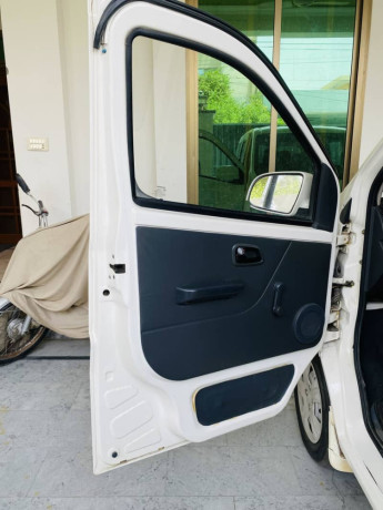changan-carvan-2020-model-big-6