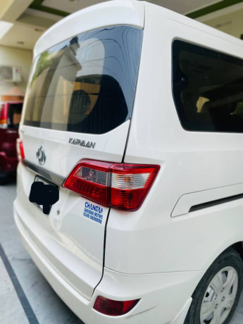 changan-carvan-2020-model-big-3