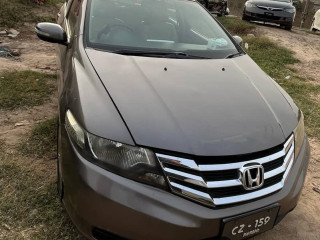 honda-city-2014-model-in-doctor-use