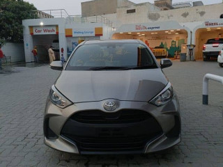 toyota-yaris-2022-fresh-2025-import-x-pckg