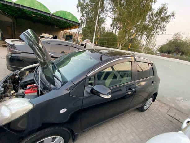 toyota-vitz-2006-model-import-2012-big-2
