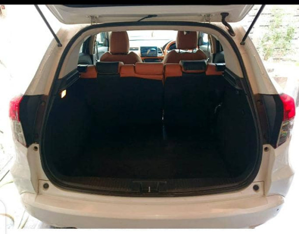 honda-vezel-2018-model-2023-import-big-6