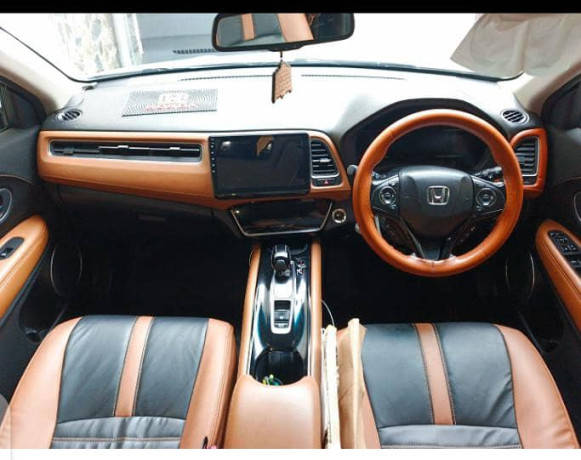 honda-vezel-2018-model-2023-import-big-9