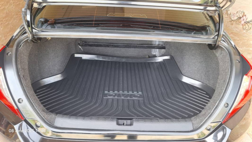 honda-civic-18-i-vtec-oriel-big-4