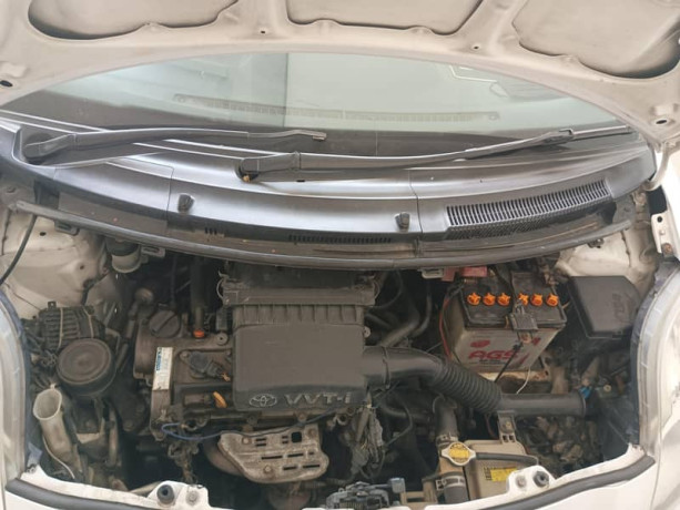 vitz-2007-model-big-14