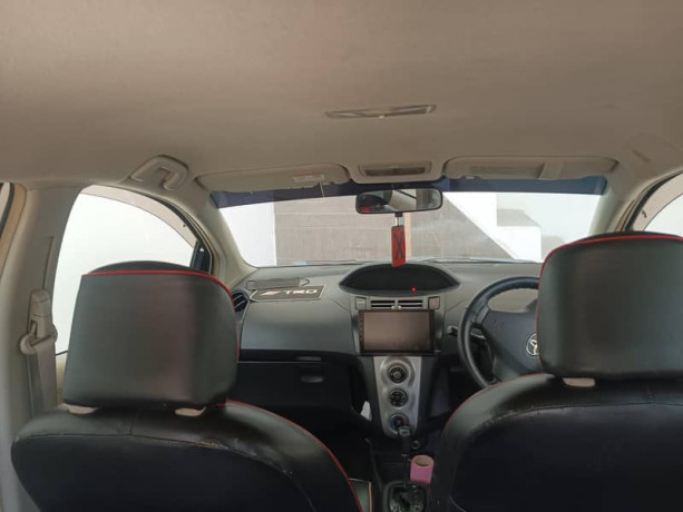vitz-2007-model-big-7