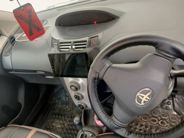 vitz-2007-model-big-5