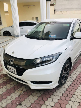 honda-vezel-z-sensing-pkg-full-optional-big-2