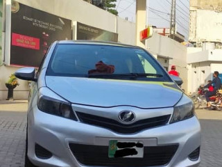 vitz-201115