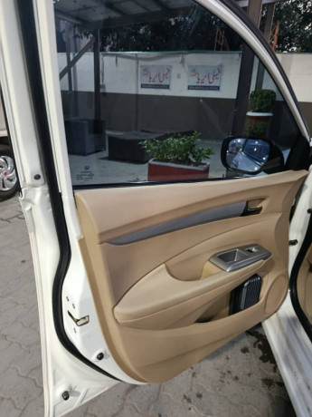 honda-city-ivtec-2021-big-9