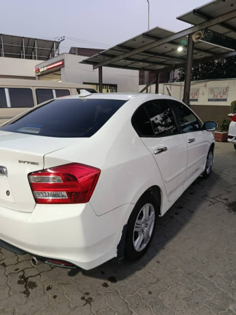 honda-city-ivtec-2021-big-13