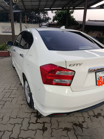 honda-city-ivtec-2021-big-11