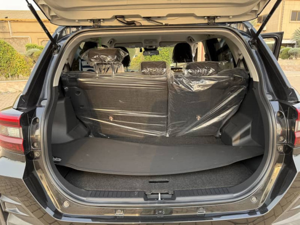 daihatsu-rocky-premium-g-big-5