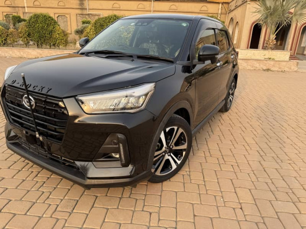 daihatsu-rocky-premium-g-big-3