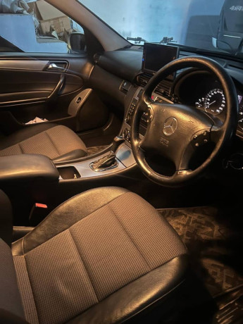 mercedes-c-class-2005-big-1