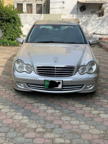 mercedes-c-class-2005-big-13