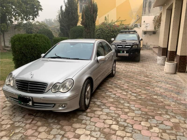 mercedes-c-class-2005-big-8