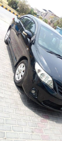 toyota-corolla-altis-2013-big-5