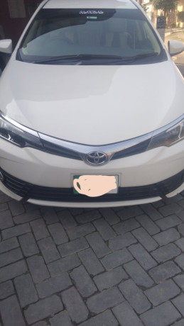 toyota-corolla-gli-big-0