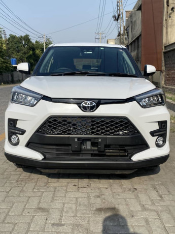 toyota-raize-z-top-of-the-line-big-0