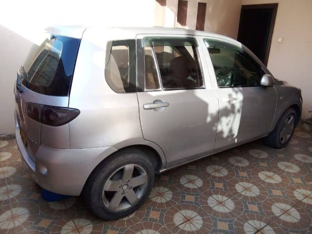 mazda-demio-2007-big-2