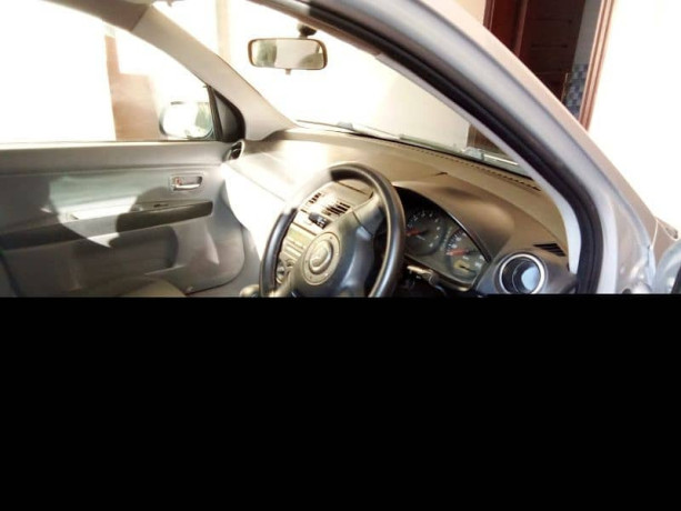 mazda-demio-2007-big-9