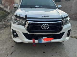 toyota-hilux-2013