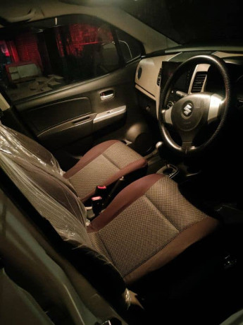suzuki-wagon-r-2022-big-7