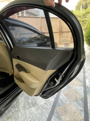 honda-civic-vti-2012-big-14