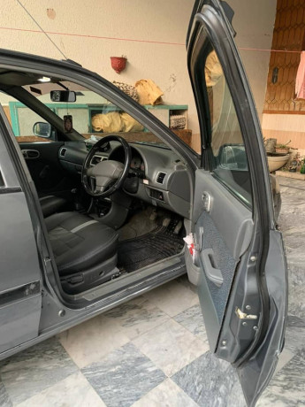 suzuki-cultus-2011-big-4