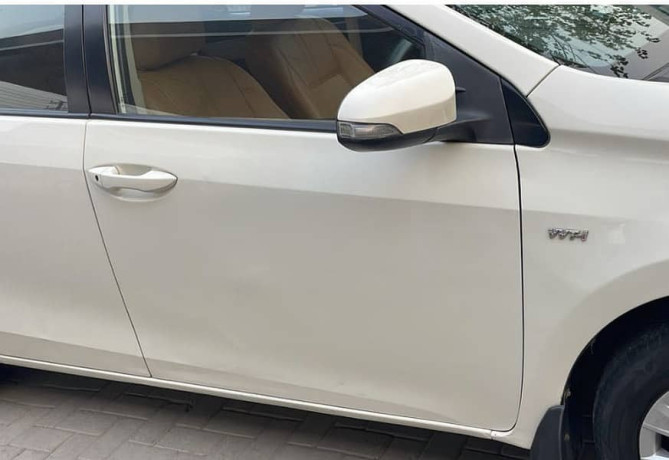 toyota-corolla-gli-2014-new-shape-big-3