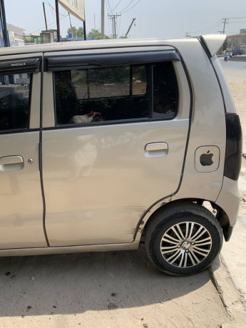 suzuki-wagon-r-2017-big-2
