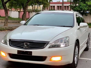 honda-accord-2004