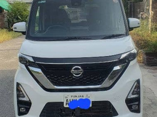 nissan-roox-2022