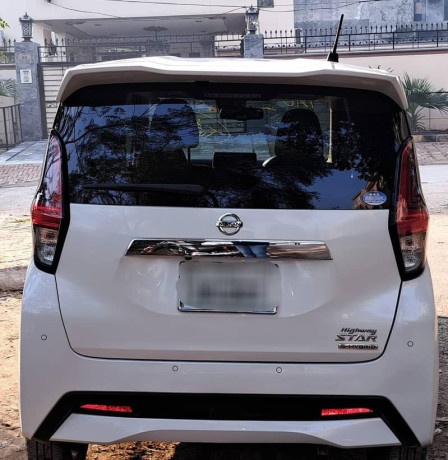 new-car-neat-and-clean-full-option-car-big-1