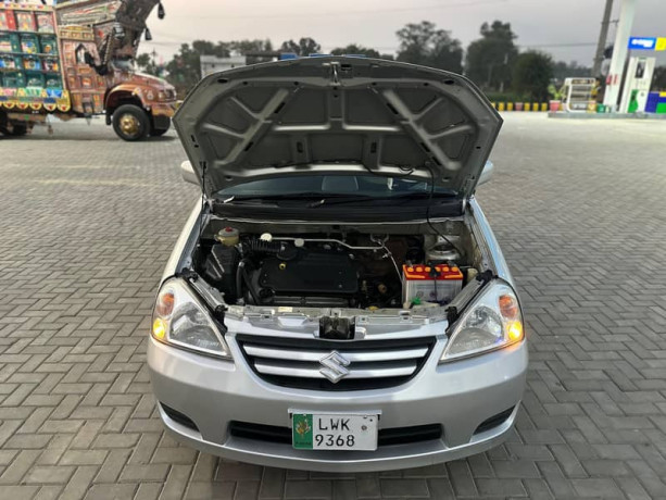suzuki-laina-lxi-2006-big-10