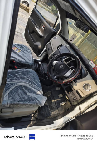 suzuki-wagon-r-2024-big-5