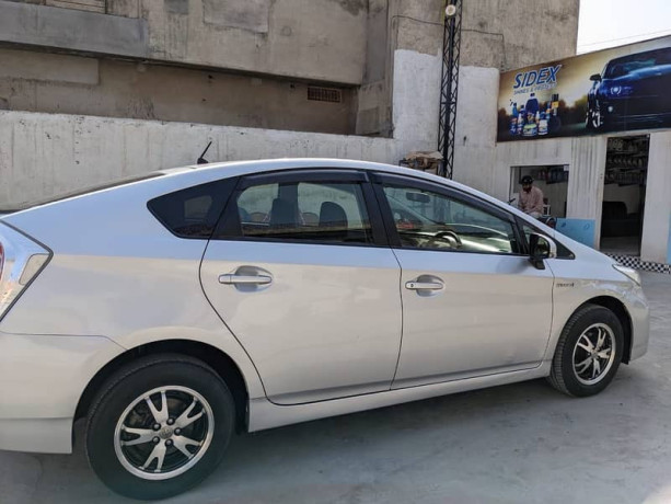 toyota-prius-2014-model-import-2018-big-1
