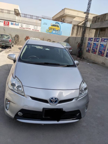 toyota-prius-2014-model-import-2018-big-2